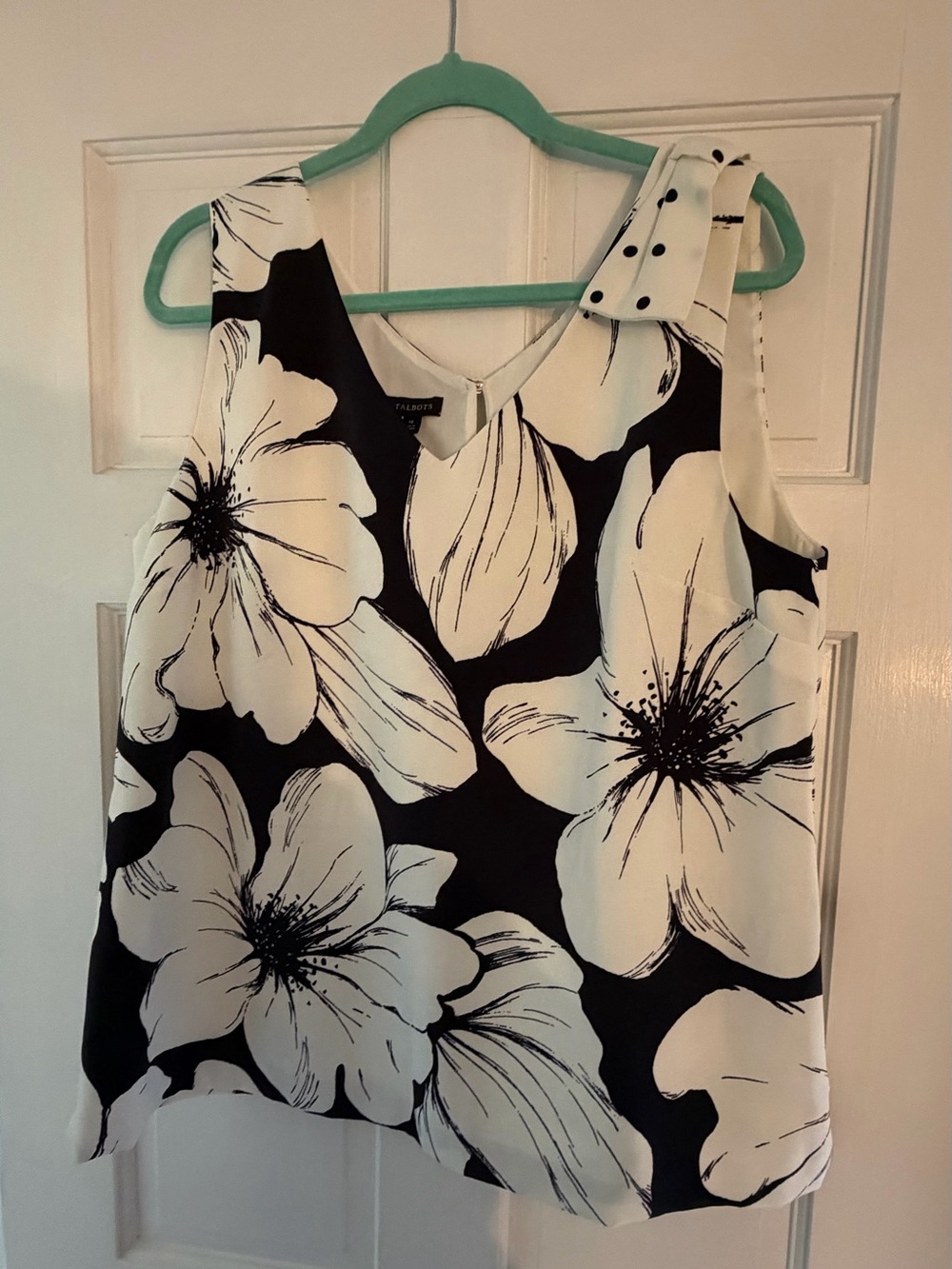 Talbots Black and White Floral V-Neck Dressy Top